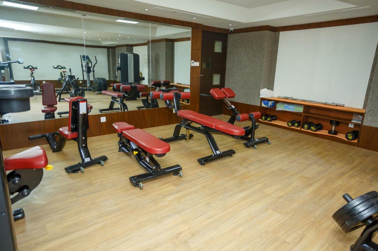 Hotel Crowne Imperial Катманду Екстериор снимка
